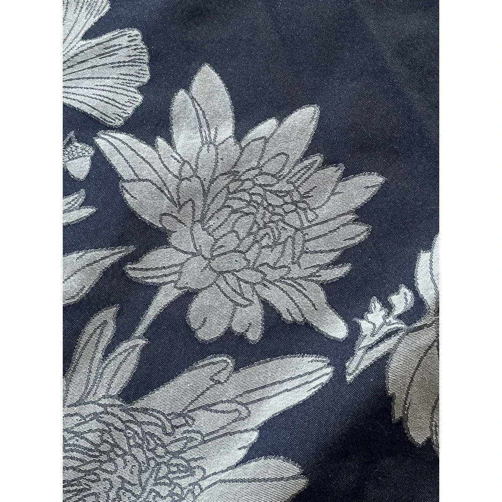 Sur La Table‎ Jacquard Floral Tablecloth Indigo Blue 90 x 90